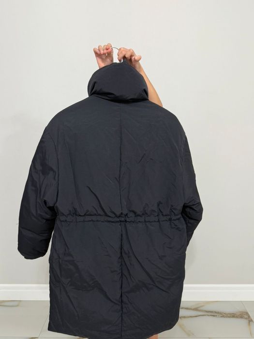 Продам куртку massimo dutti