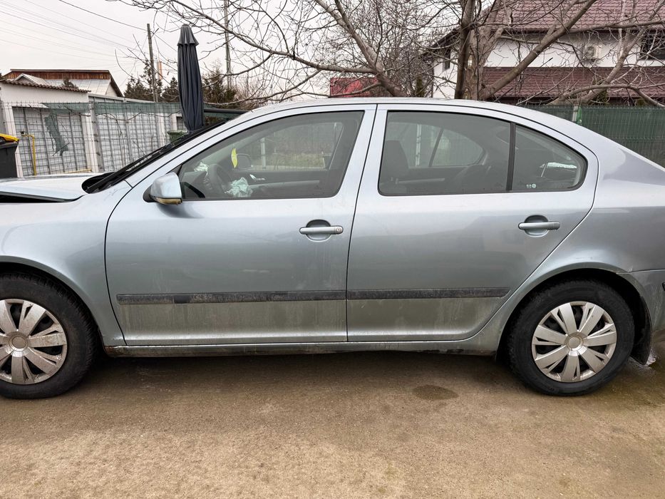 Skoda Octavia 2 (avariata)