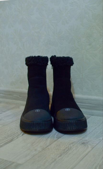 Продам зимние сапоги