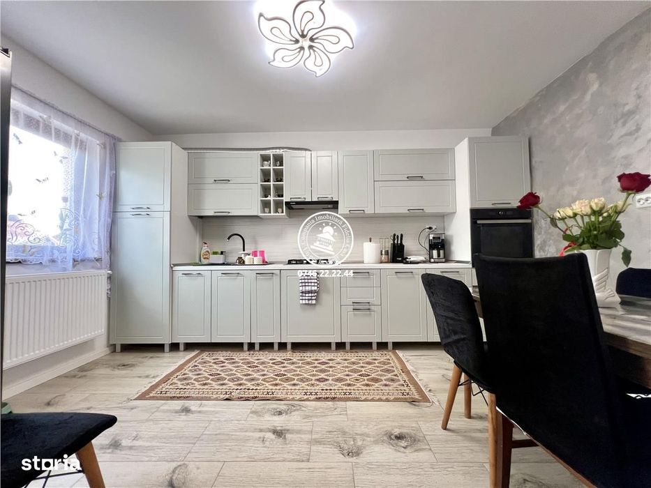 Vila individuala cu 6 camere, de vanzare in Horpaz - Miroslava