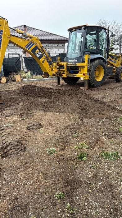 Komatsu wb93r-5 an fabricatie 2013. Aer Conditionat