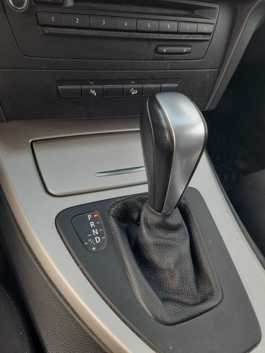 BMW 3 Series 2011 — imagine 5