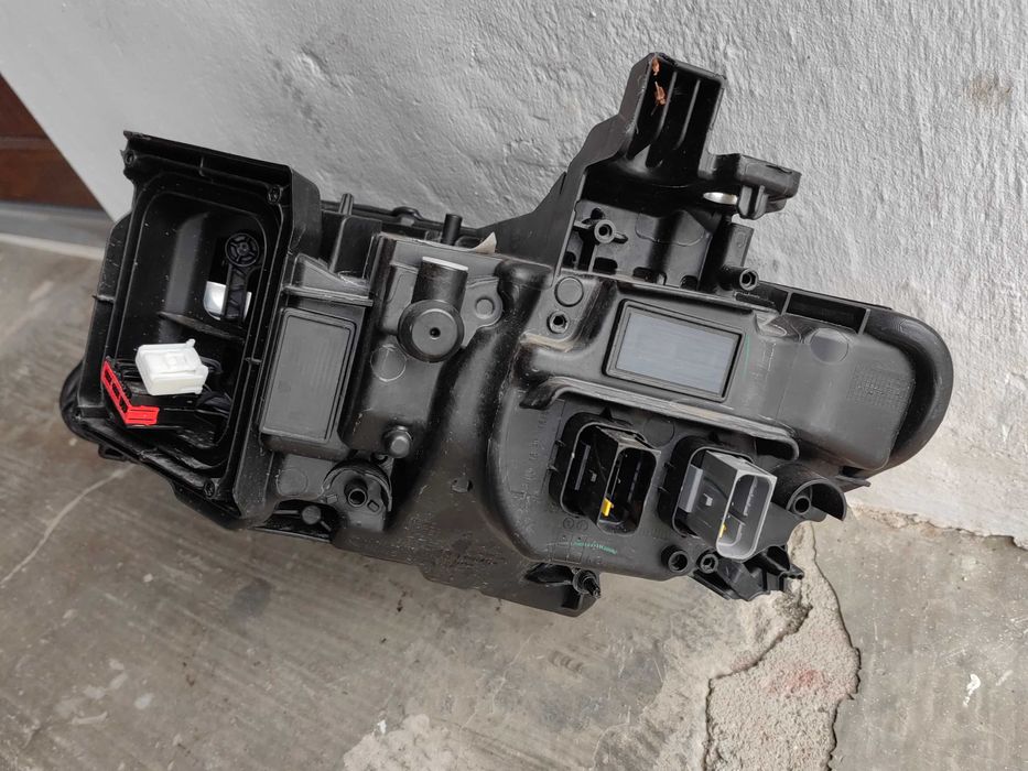 Фар Peugeot 308 LED десен / Фар Пежо 208 Оригинален