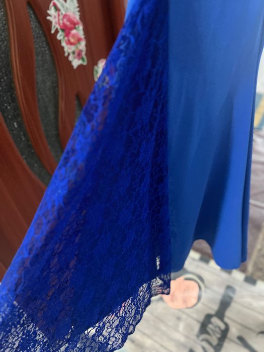 Vând rochițe în stare bună