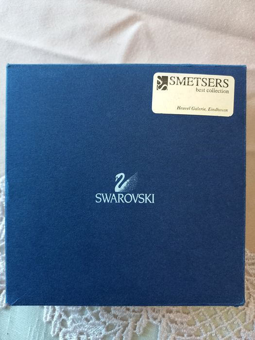 Swarovski наво ..