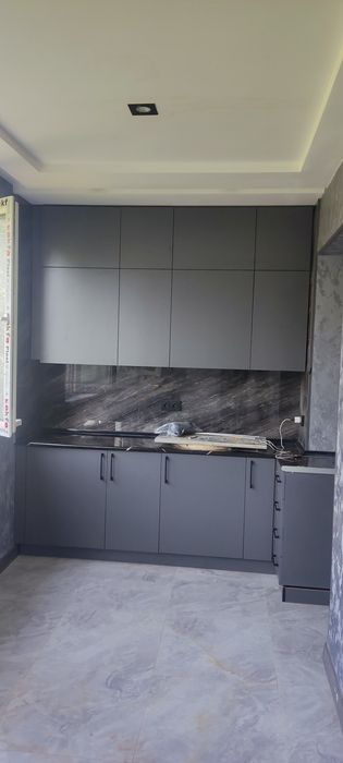 Кухни  на  заказ