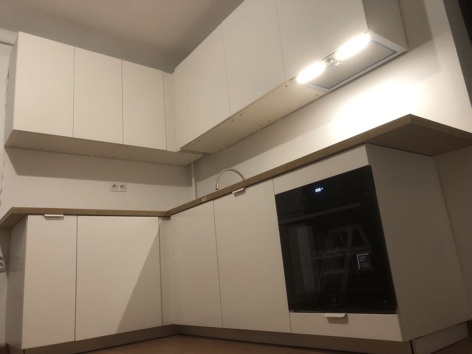 Montaj bucatarie Casa Rusu . Montaj bucatarie modulara