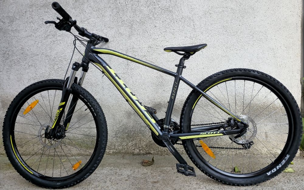 Scott Aspect 27.5 M размер Дискови спирачки 21 скорости Shimano Алумин