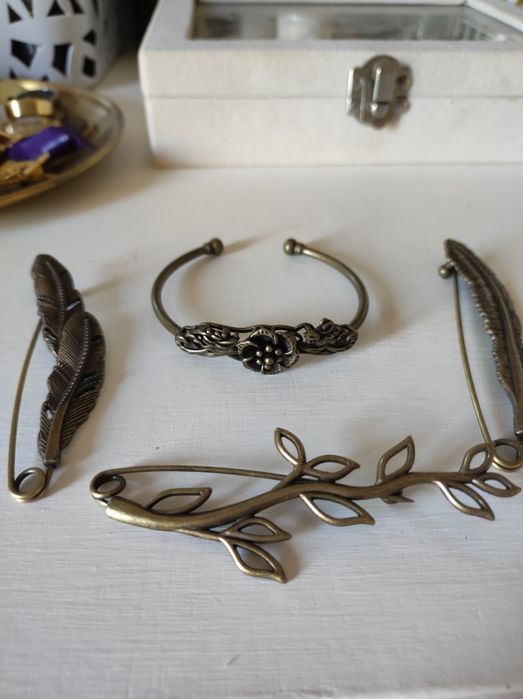Продам браслет и 3 броши из латуни