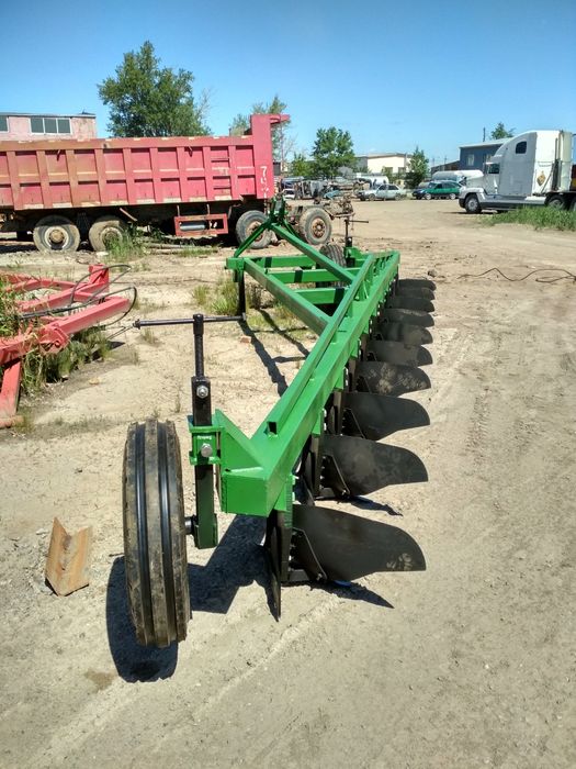 Плуг навесной ПН 10-35