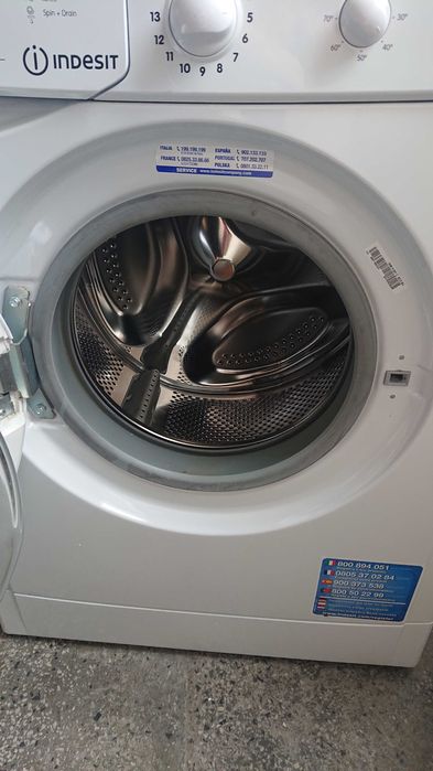 пералня Индезит за части или ремонт