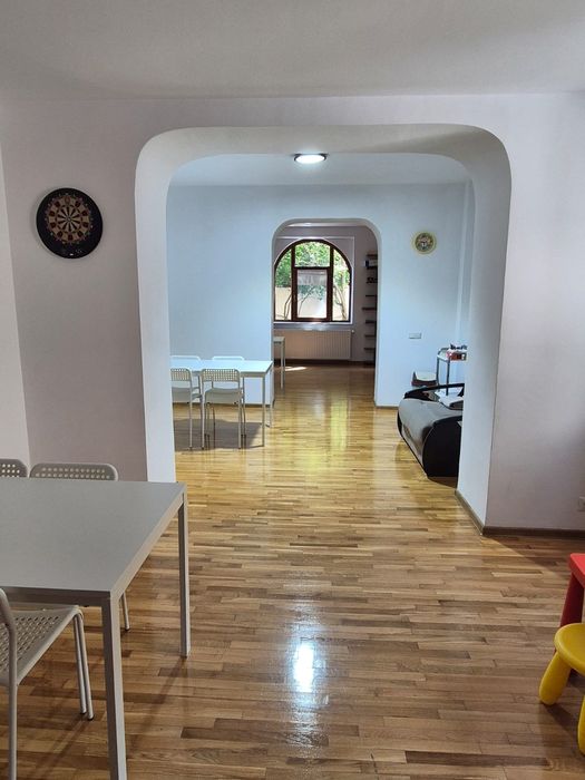 Inchiriez casa superba pt afterschool