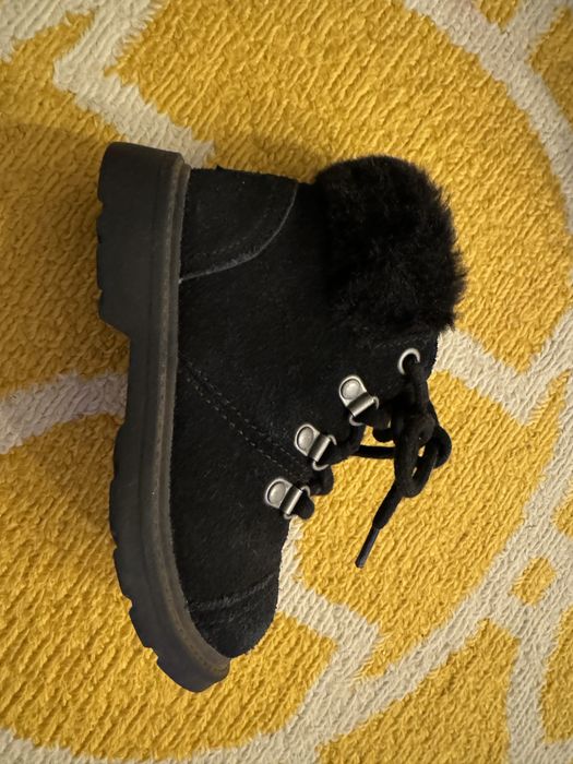 UGG ghete marimea 26