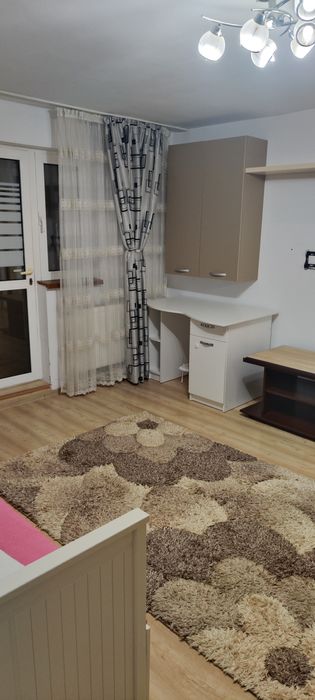 Apartament de închiriat