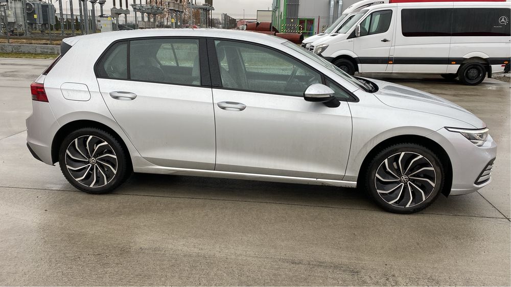 VOLKSWAGEN Golf 2020 — imagine 4