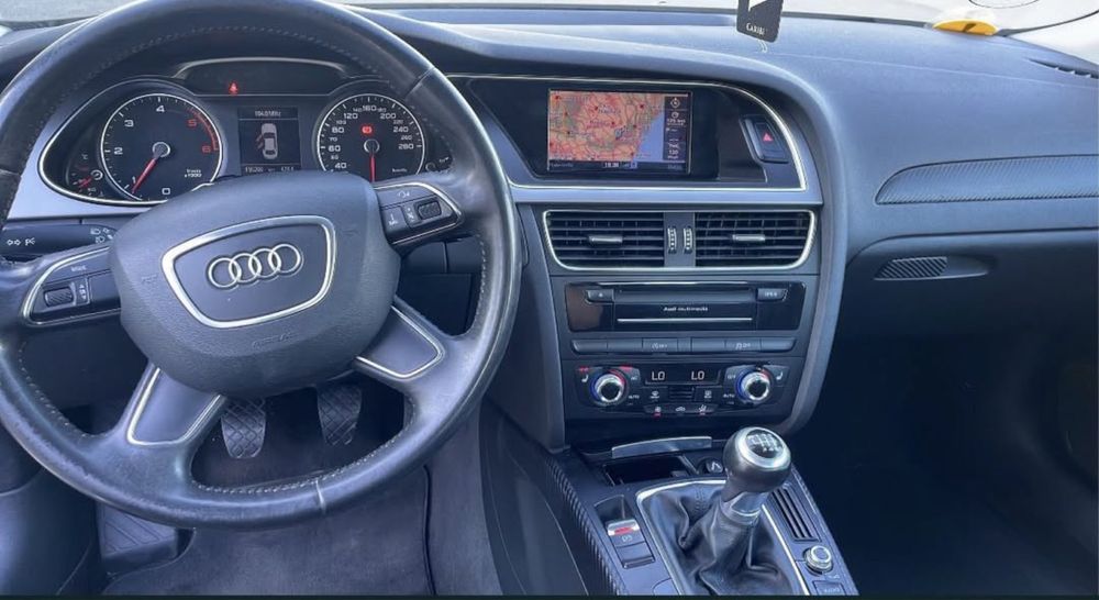 Audi A4 S-line 2.0 TDI - UNIC PROPRIETAR Ro