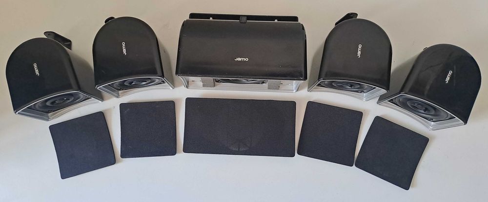 Boxe Jamo A 102 sateliti + centru A 10 C suporturi de perete Boxe HCS