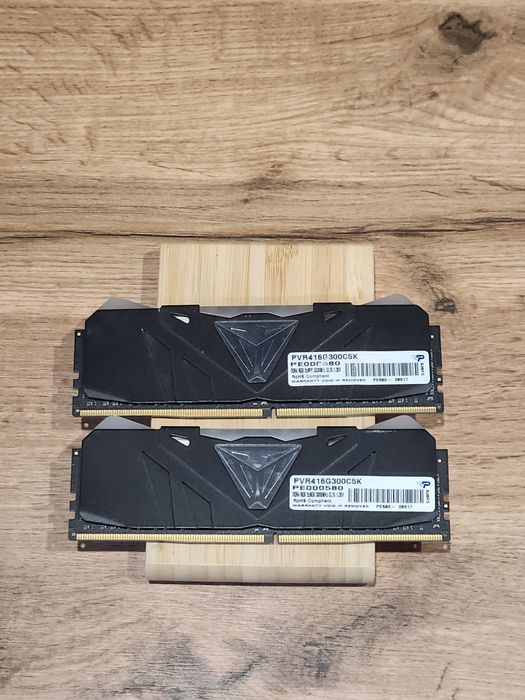 DDR4 8×2 ARGB 3000Hz