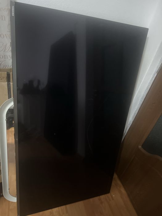 Tv tosiba 55 inch smart spart