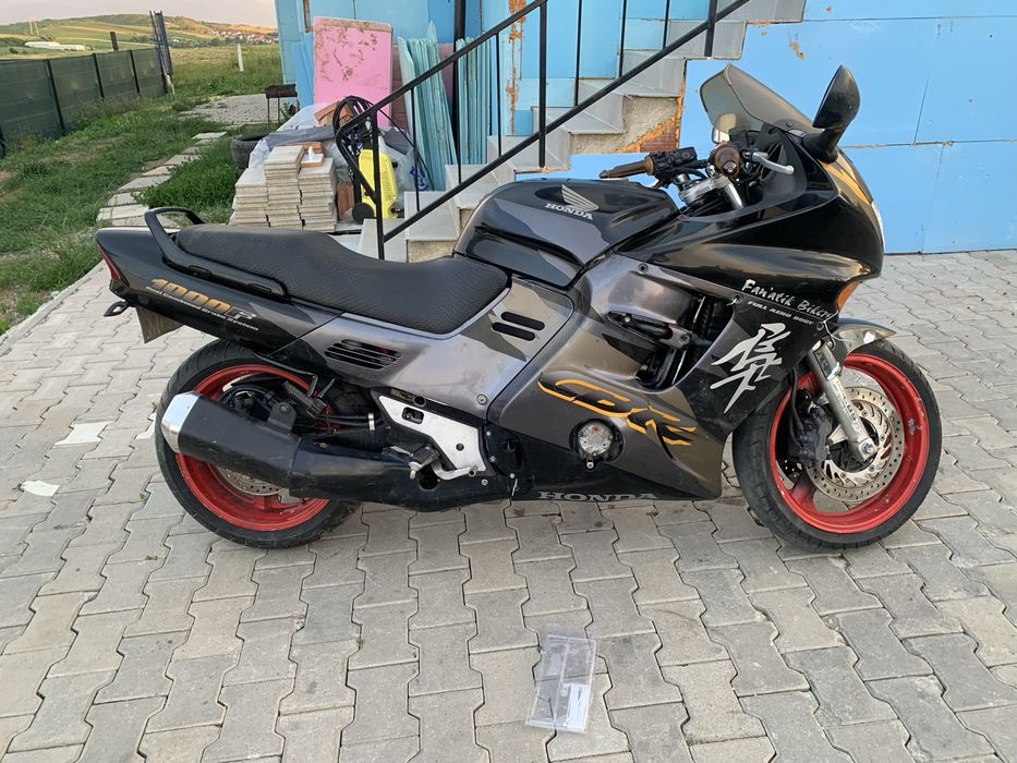 CBR 1000f sc24 dualCBS