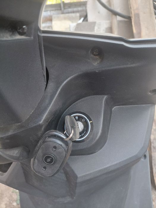 Электроскутер продам