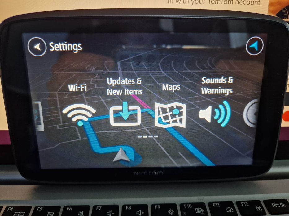 TomTom GO Professional 6200 – GPS Camion 6" + Hărți Europa pe Viață
