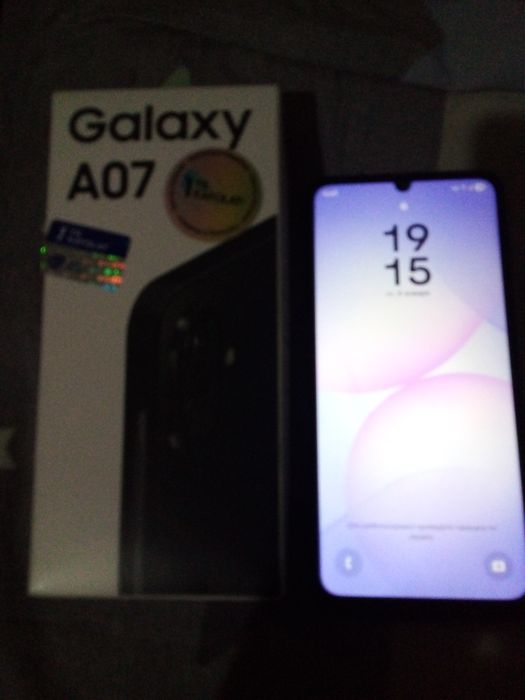 Продам самсунг а07 6 128