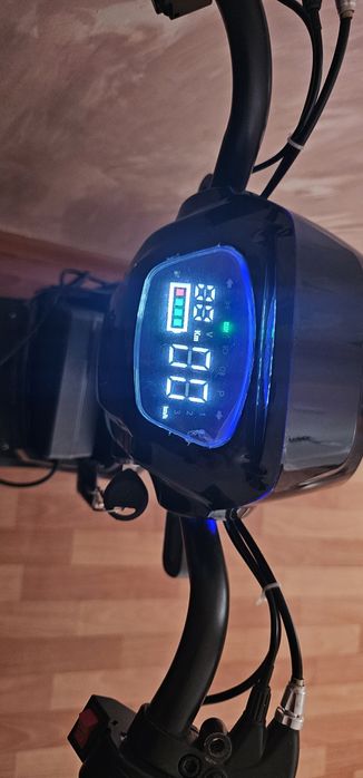 Электо скутер Аmanat