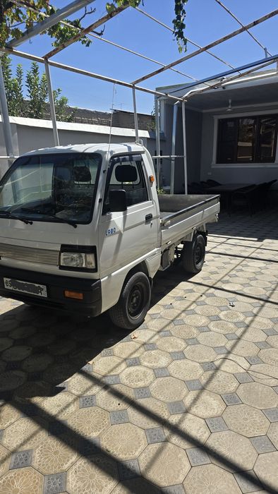 Labo sotiladi prapan gaz.