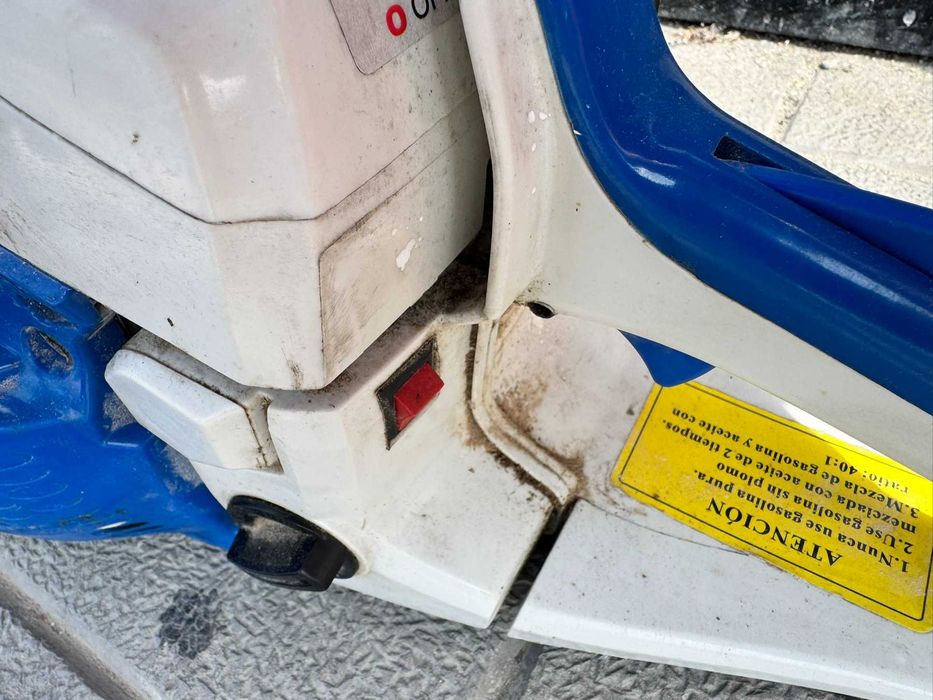 Бензинова резачка Hyundai HYC 4216, 1.8 к.с., 40 см