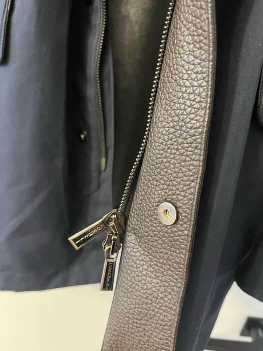 Премиальная куртка Corneli