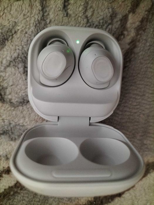 Galaxy Buds FE Samsung