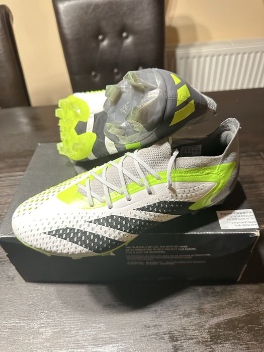 Ghete Fotbal Adidas PREDATOR ACCURACY.1 L AG