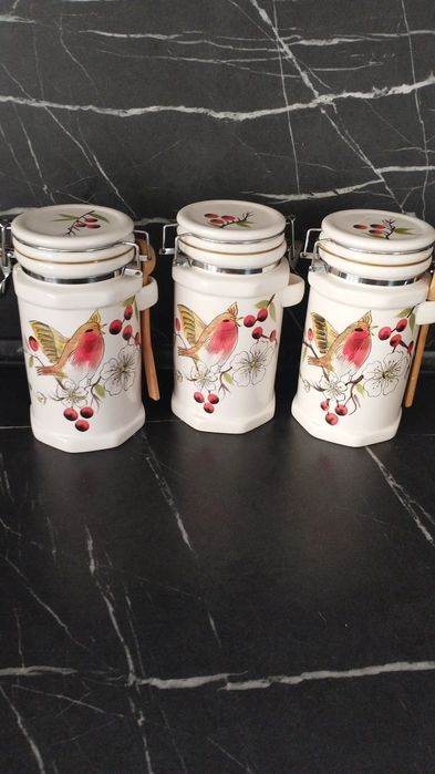 Продаю керамические ёмкости б/у в отличном состоянии