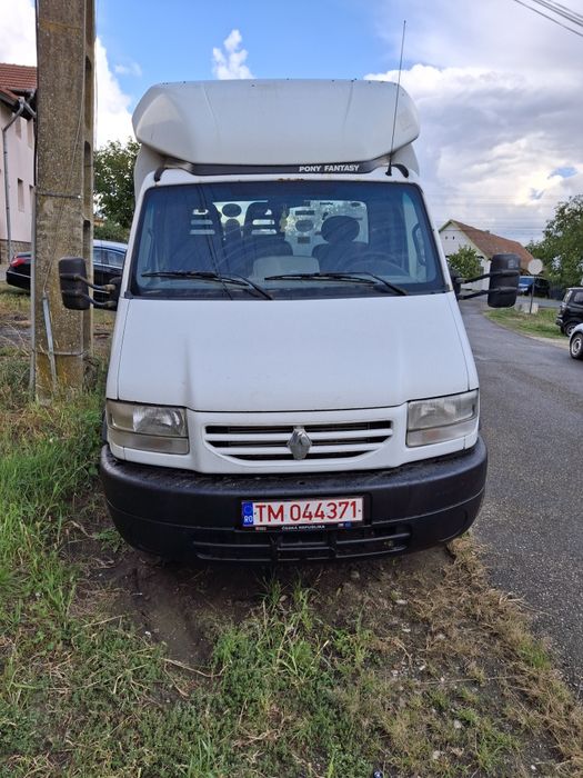 Vând    sau    schimb     renault   mascot  65 /  130  an  2005 .
