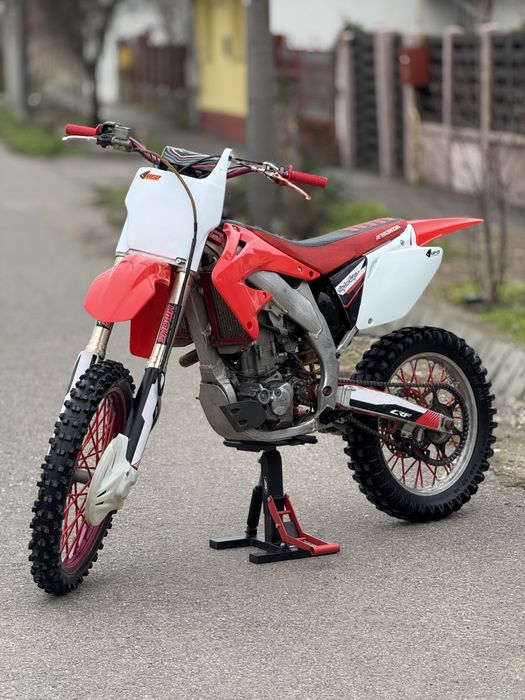 Vând Honda CRF 450R/Stare bună/1999€neg!