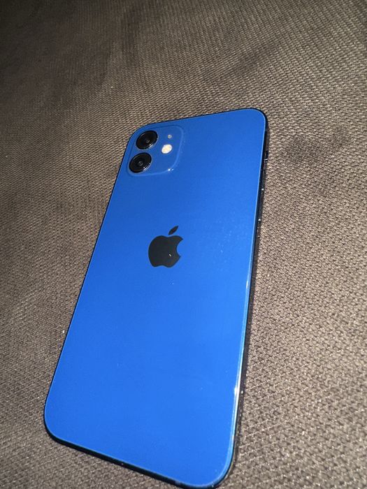 Айфон 12 в отличном сосстоянии