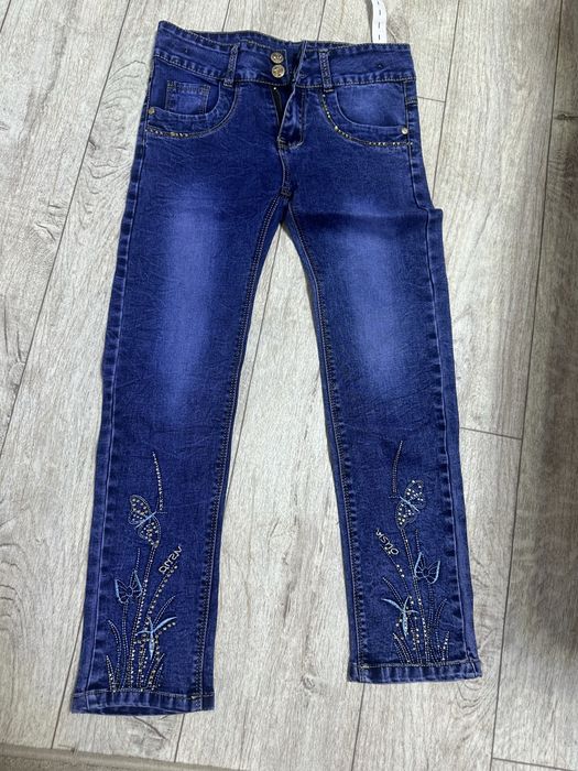 Продам джинсы для девочки 4-5 лет
