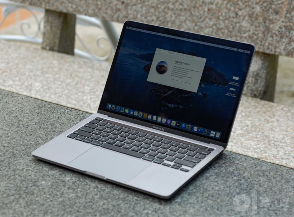 MacBook Pro, 16 ГБ оперативной памяти, SSD 1 ТБ.