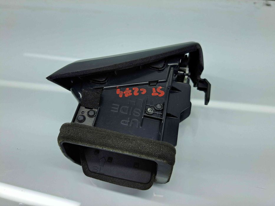 Grila aerisire stanga Nissan X-Trail (T32) [Fabr 2013-prezent] 687614