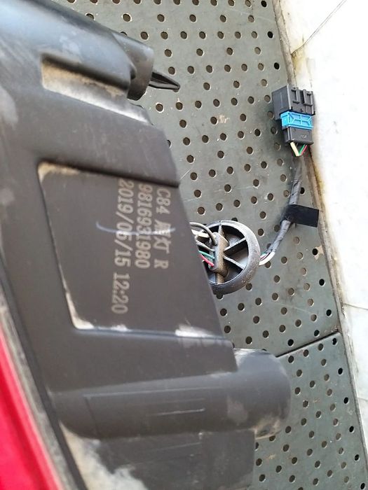 Stop tripla lampa dreapta haion led citroen c5 aircross 9816931980