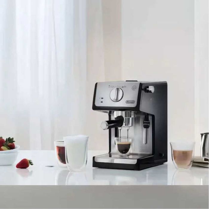 Кофеварка рожковая Delonghi ECP 35.31