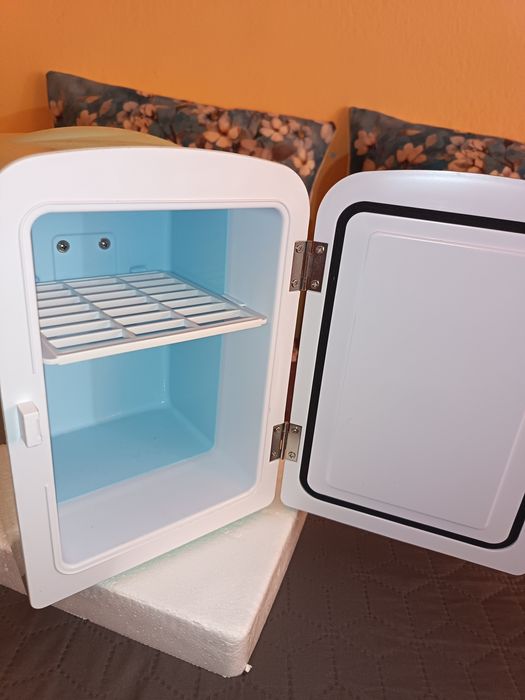 Mini Frigider Hot&Cold
