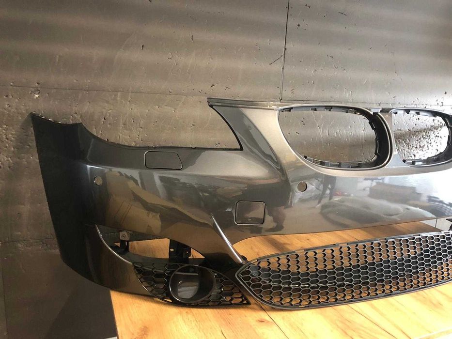 Bara Fata BMW E60 An 2003-2010 Aspect M (A36 (Gri Inchis))