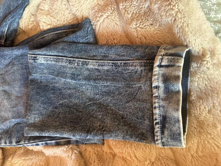 Дамски дънки.