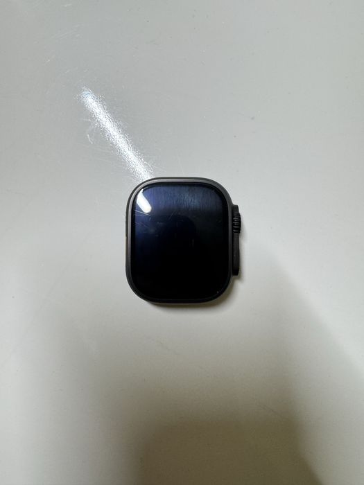 Apple Watch Ultra 3 (49mm, Black Titanium)