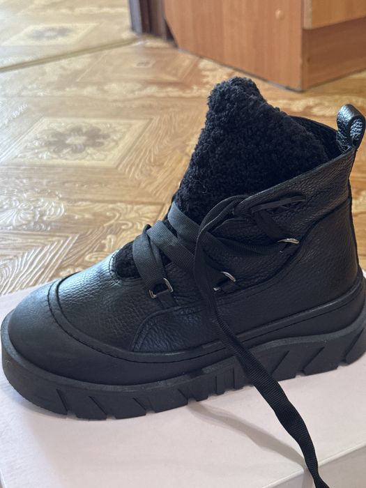 Новые зимние сапоги