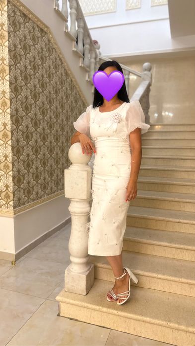 Продам платье размер 44(М)