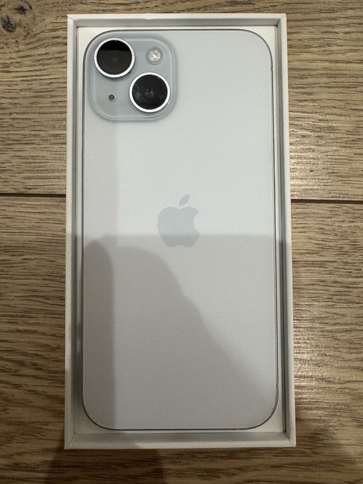 Iphone 15 голубой 128 Гб