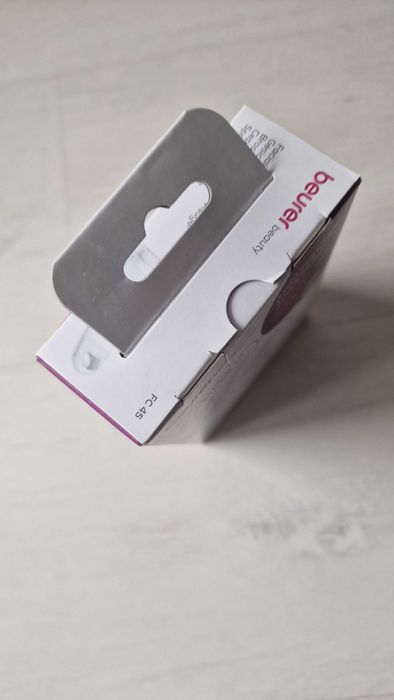 Електрическа четка за почистване на лице - водоустойчива